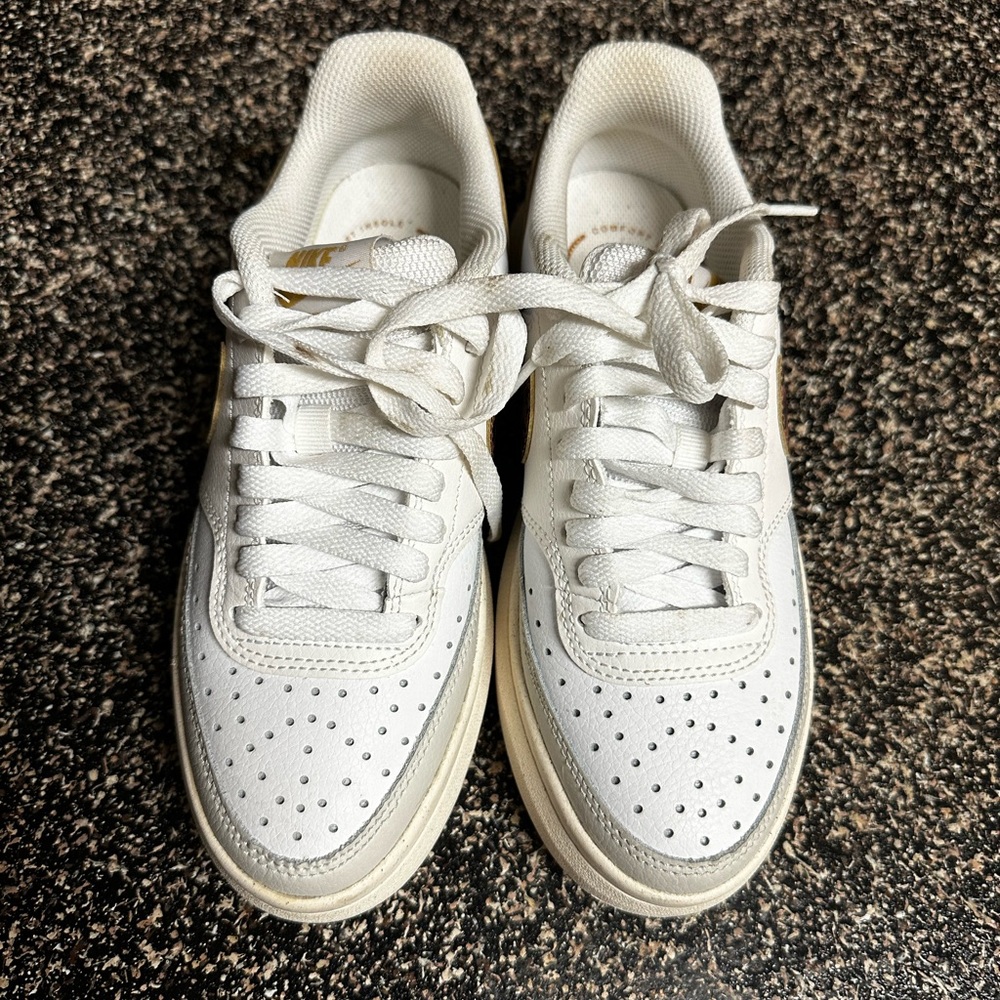 excellent condition, only used twice 😊😊